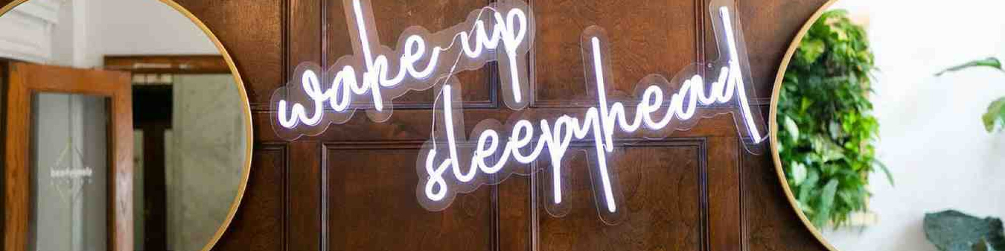 Oasis Neon Signs USA